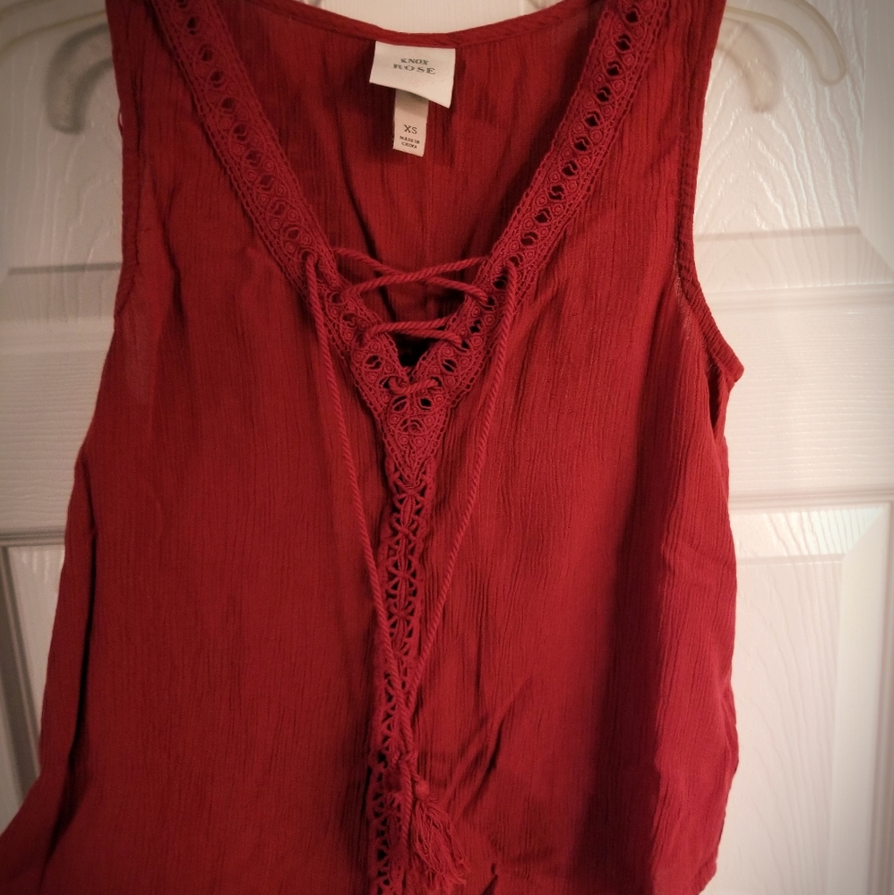 Knox Rose Lace Up Flowy Tank